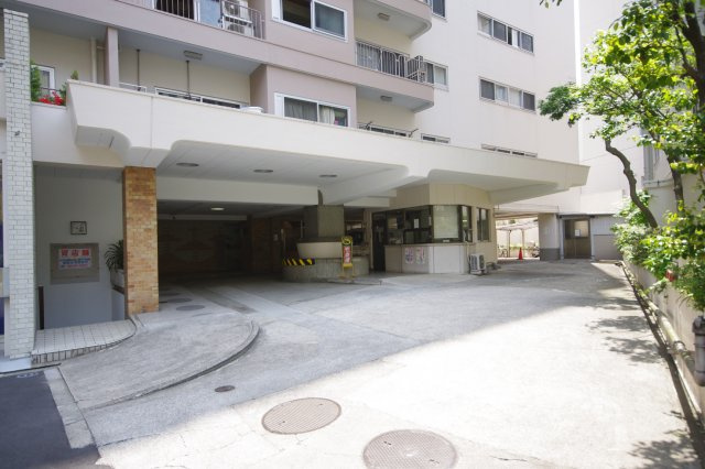 【エントランス】