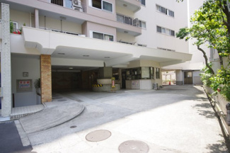 【エントランス】