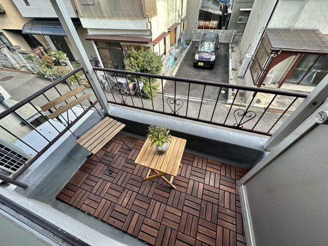 【バルコニー】 | 本郷４丁目戸建