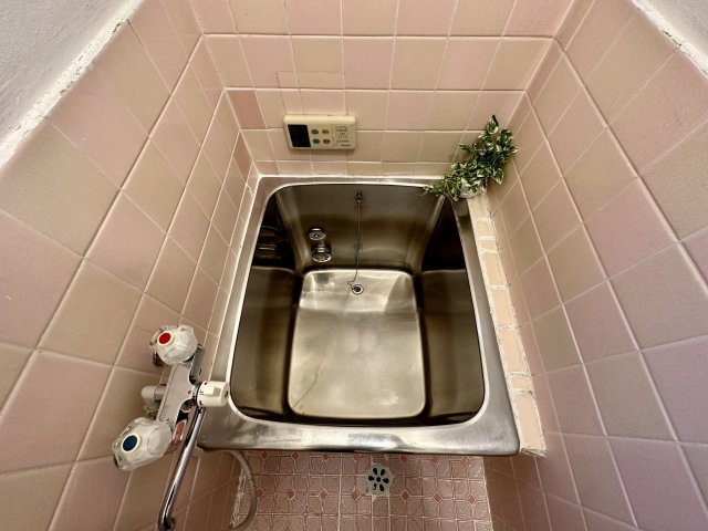 【浴室】 | 本郷４丁目戸建