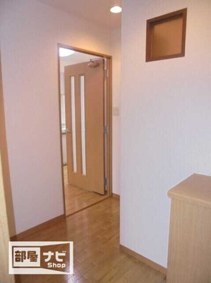 【玄関】 | フォブールタウン南田宮Ｂ
