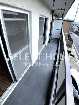 【バルコニー】 | 杉山コーポＣ棟 | 開放的で明るい空間を演出してくれるバルコニーです
同型タイプです