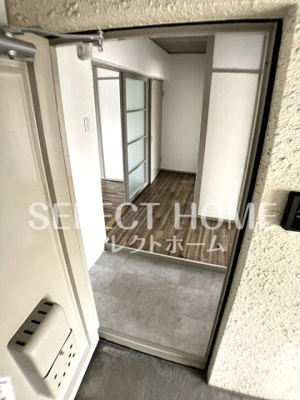 【玄関】 | 杉山コーポＣ棟 | 明るい玄関です
同型タイプです