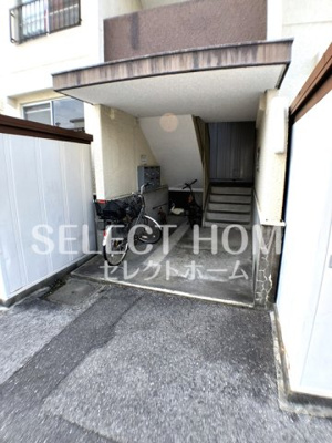 【エントランス】 | 杉山コーポＣ棟 | 建物の内部です
同型タイプです