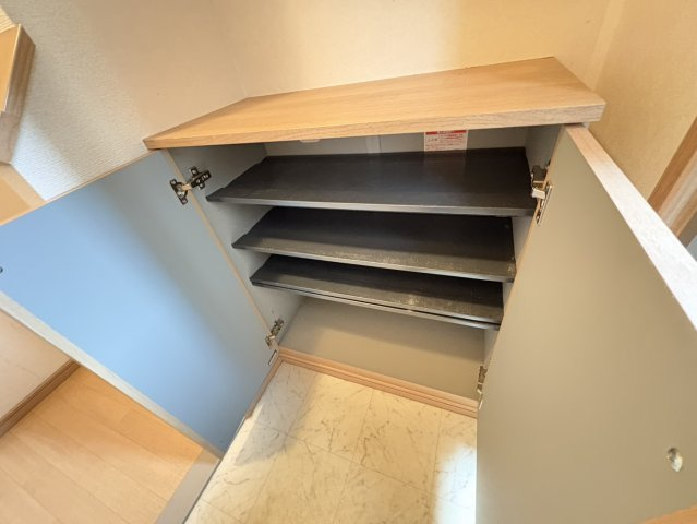 フェリシータ【ＦＥＬＩＣＩＴＡ】の玄関