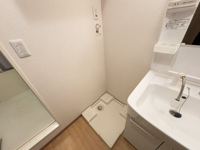 フェリシータ【ＦＥＬＩＣＩＴＡ】の居間・リビング