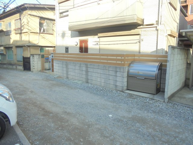 フェリシータ【ＦＥＬＩＣＩＴＡ】の洋室