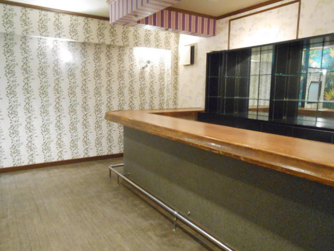 近江八幡市堀上町の店舗一部の内装|物件の内装です