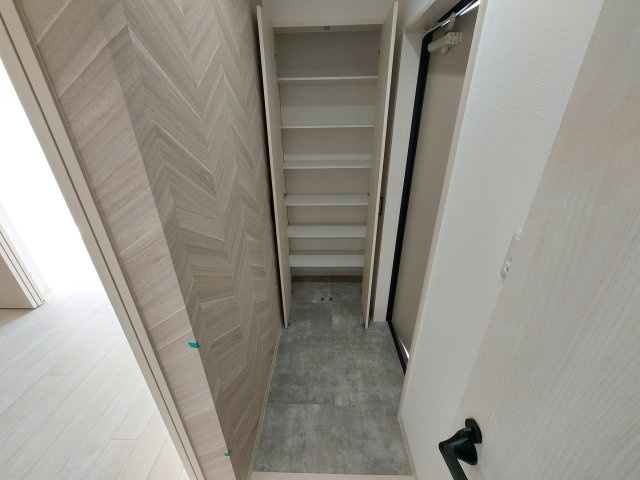 フォレストクリエオーレ金剛の玄関