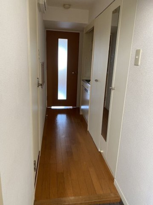 【玄関】 | サヴォイステーション | 別号室の写真になります。現況優先。