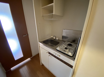【キッチン】 | サヴォイステーション | 別号室の写真になります。現況優先。