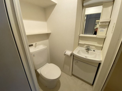 【洗面所】 | サヴォイステーション | 別号室の写真になります。現況優先。