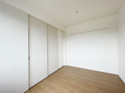 【内装】 | ヴィラージュ博多駅南 | 別号室の写真になります。現況優先。