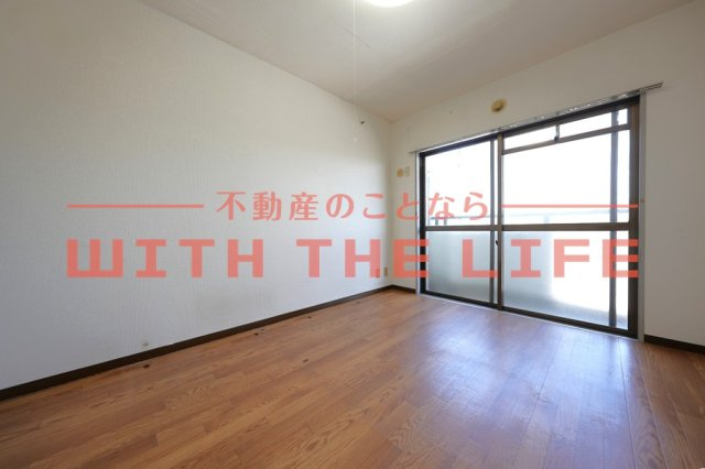 ロイヤルマンション国分【キャッシュバック対象物件】の洋室|スタンダードな洋室です