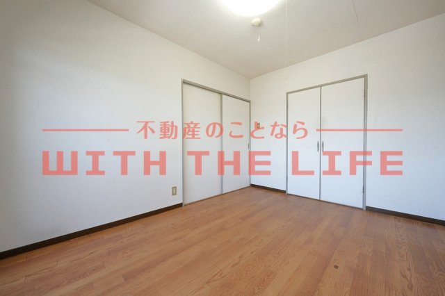 ロイヤルマンション国分【キャッシュバック対象物件】の洋室|明るい洋室です