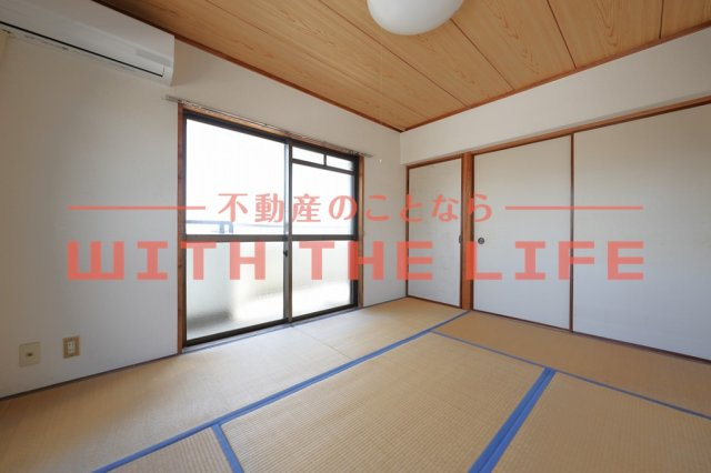 ロイヤルマンション国分【キャッシュバック対象物件】の寝室|落ち着いて過ごせるお部屋なので、寝室にいかがでしょうか