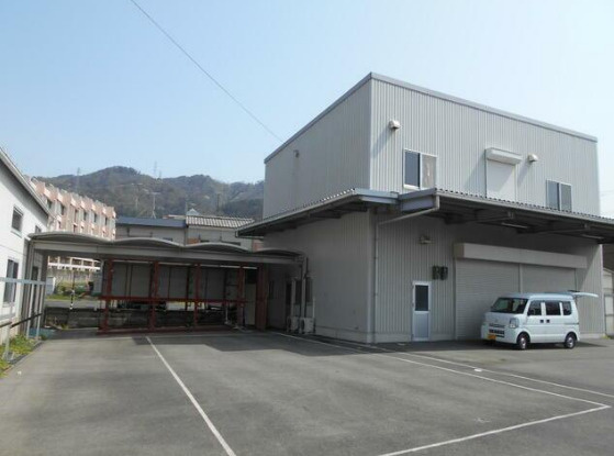 大津市追分町の倉庫の外観|外はこのようになっています