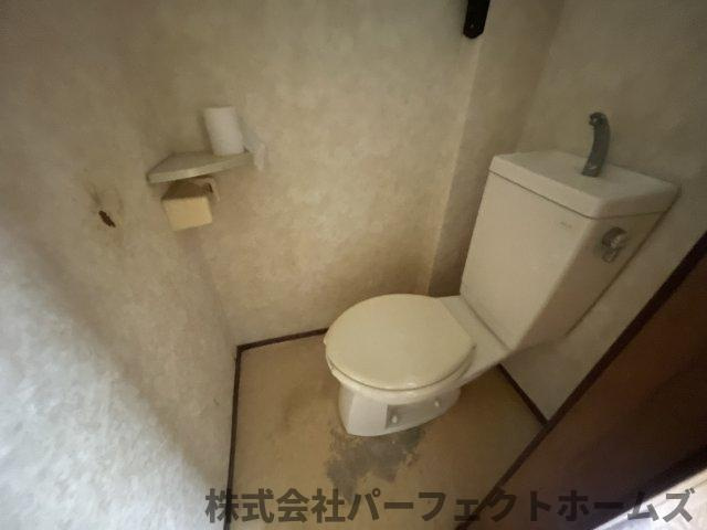 摂津市鳥飼下３丁目中古テラスハウスのトイレ|トイレもきれいです