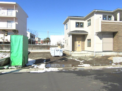 【駐車場】 | ブルーミングガーデン南アルプス市小笠原 | 駐車場に車を止められます