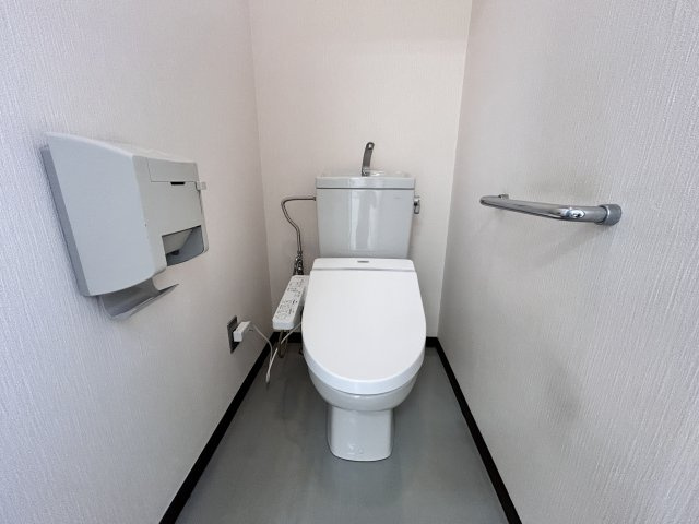 和田秋川ビルのトイレ