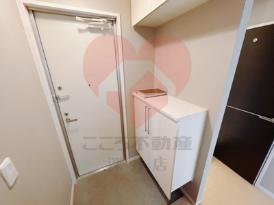 【玄関】 | カーササンシビリテB棟