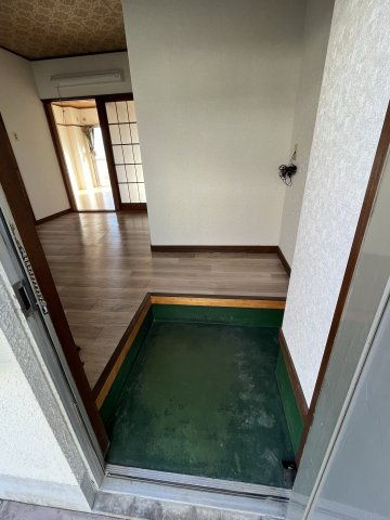 コーポ裾野Ａ棟の玄関