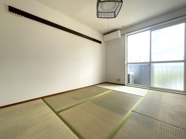 パルテール市川の和室