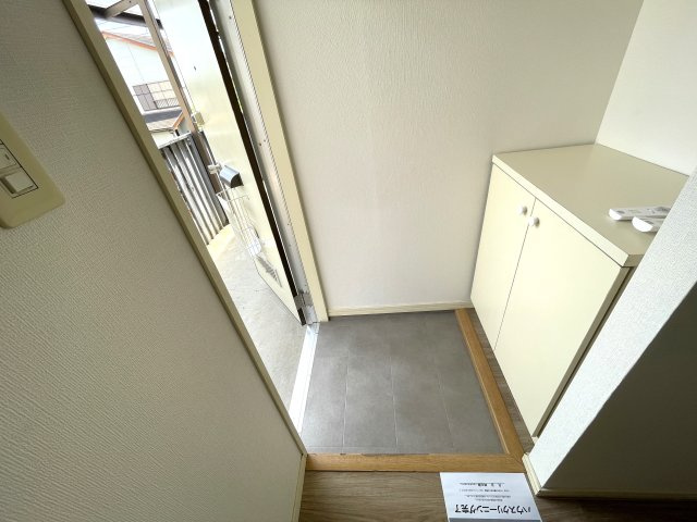 パルテール市川の玄関