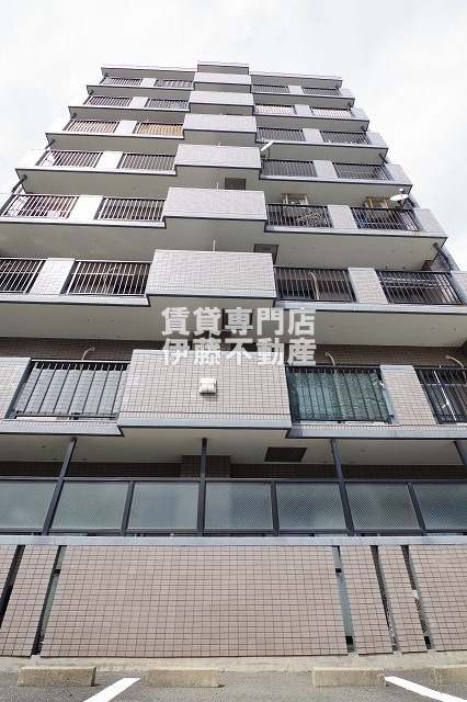 メゾン憧旛の外観