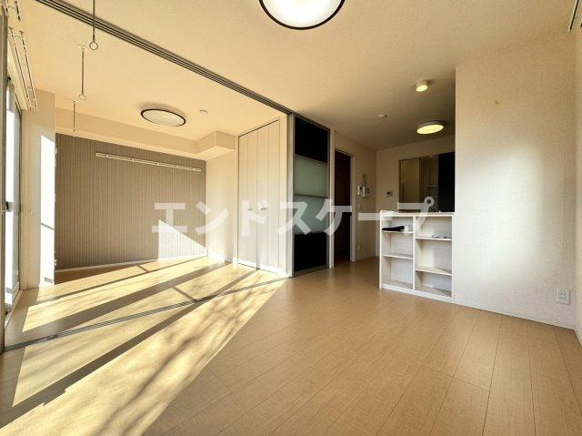 エトワール・ベガの居間・リビング|高崎、前橋、伊勢崎エリアのお部屋探しはエンドスケープまで！お客様の理想お聞かせ下さい♪