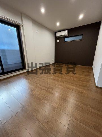 仲介手数料0円！Ｃｈｅｒｉｍ築地口の居間・リビング