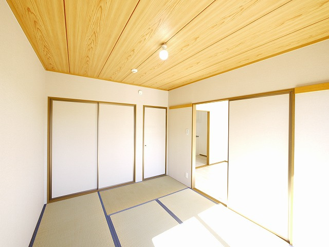 エスペランサB（櫟本町）の和室|和室があれば客間としても活用できます