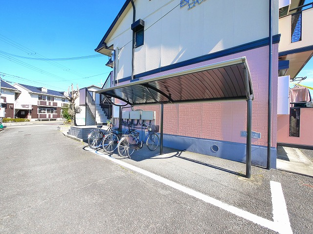エスペランサB（櫟本町）のその他共用部分|自転車置き場