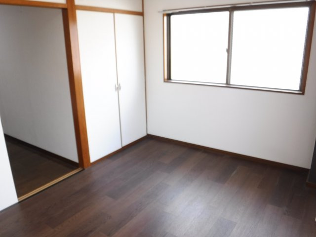 プレアデス新丸子の居間・リビング