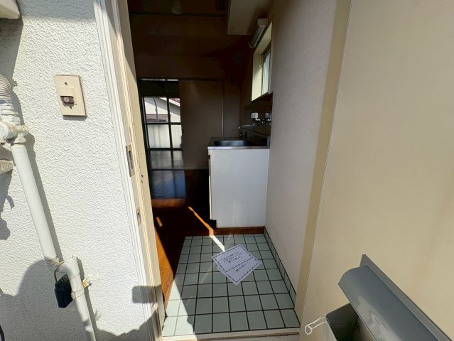 サンフラワー市川の玄関