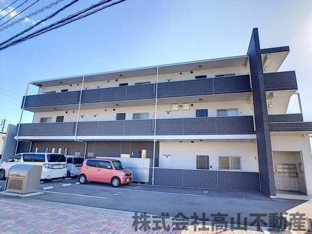 R　CREATEの外観