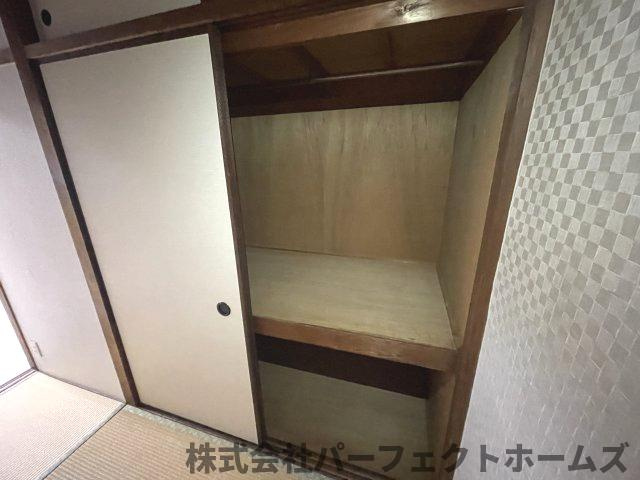 釈尊寺第3住宅第43号棟の収納|こまごまとしたものを収納できそうですね