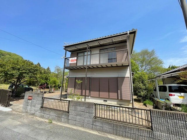 藤岡市鬼石　中古680の前面道路含む現地写真