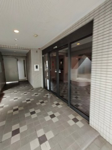 【エントランス】 | デ・リード高井田駅前