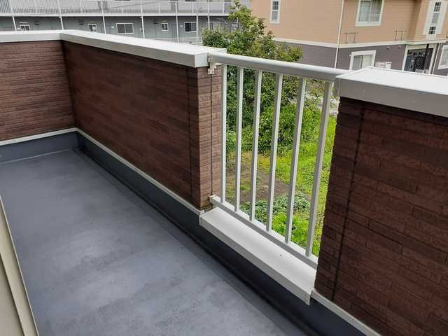 エクラタンＣのバルコニー