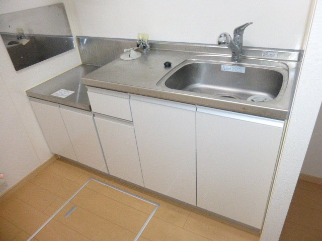 エクラタンＣのキッチン