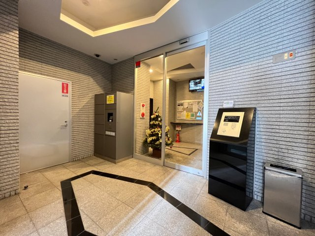 CITY SPIRE難波サウスタワーのロビー