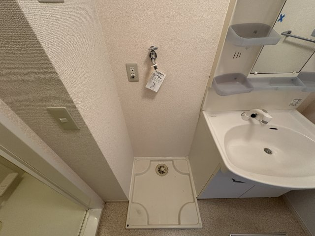 プランドール中道　Ｂ棟の洗面所