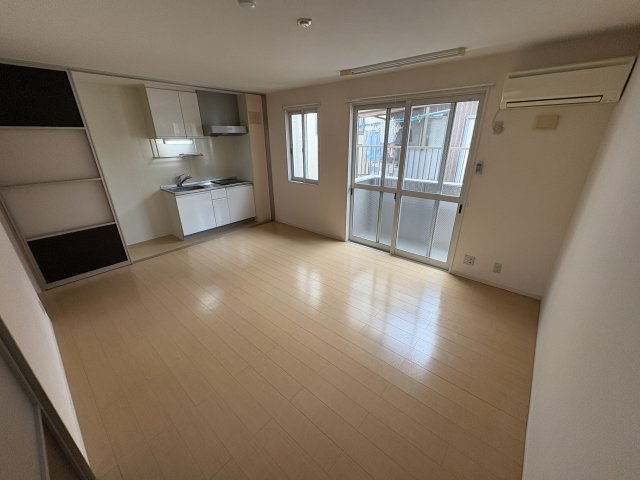 プランドール中道　Ｂ棟の居間・リビング