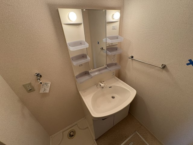 プランドール中道　Ｂ棟の洗面所