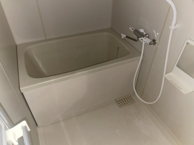 シャトー三和青山の浴室