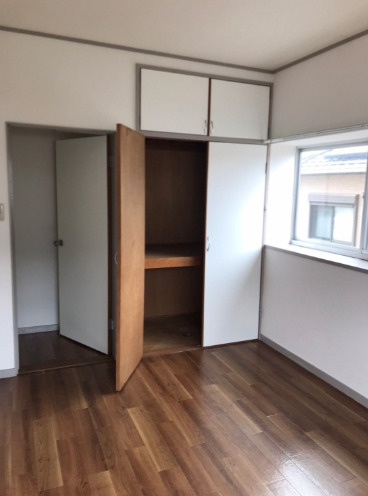 高良内コーポの内装|内装は落ち着いています