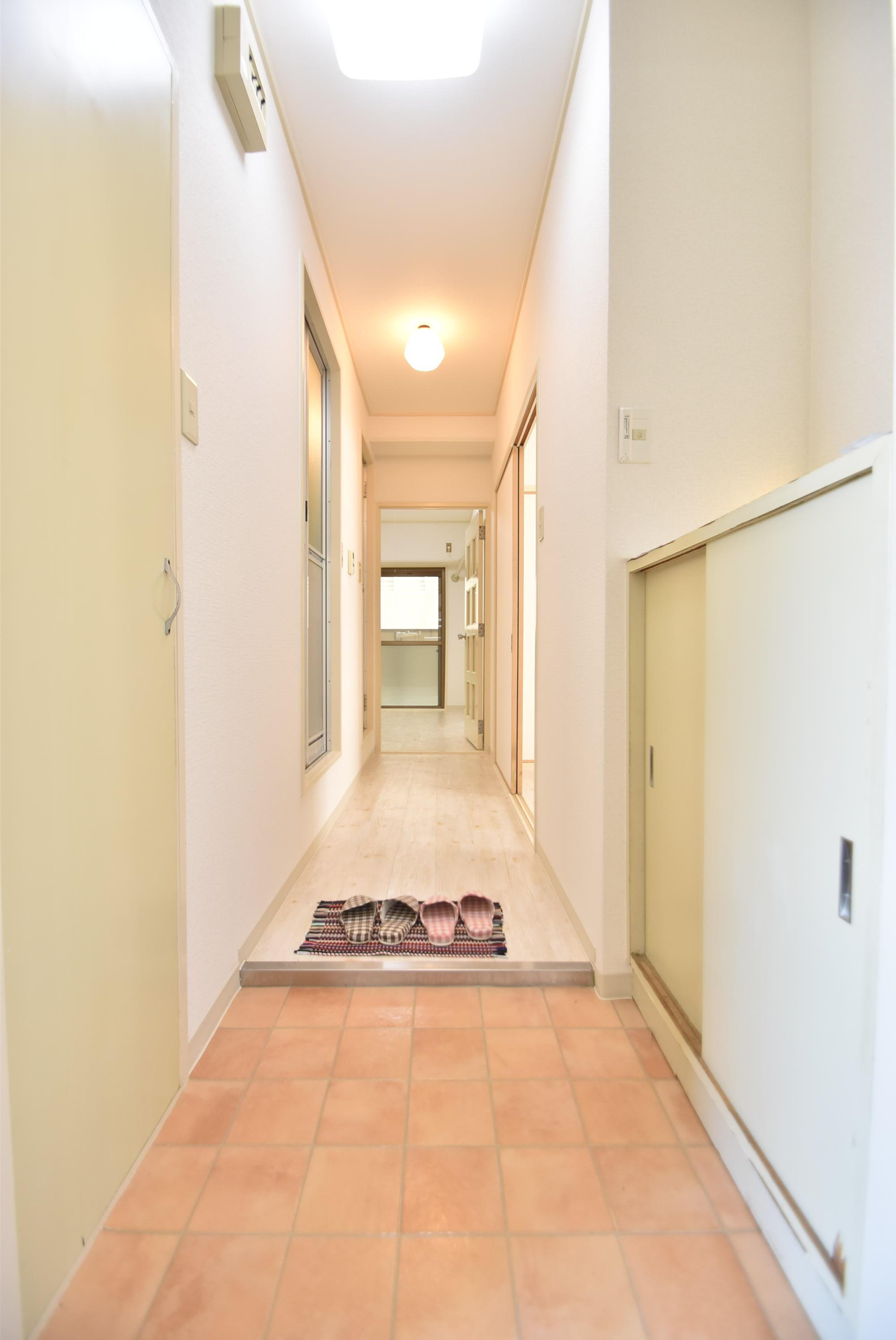 大阪市城東区蒲生２丁目の賃貸マンションの玄関