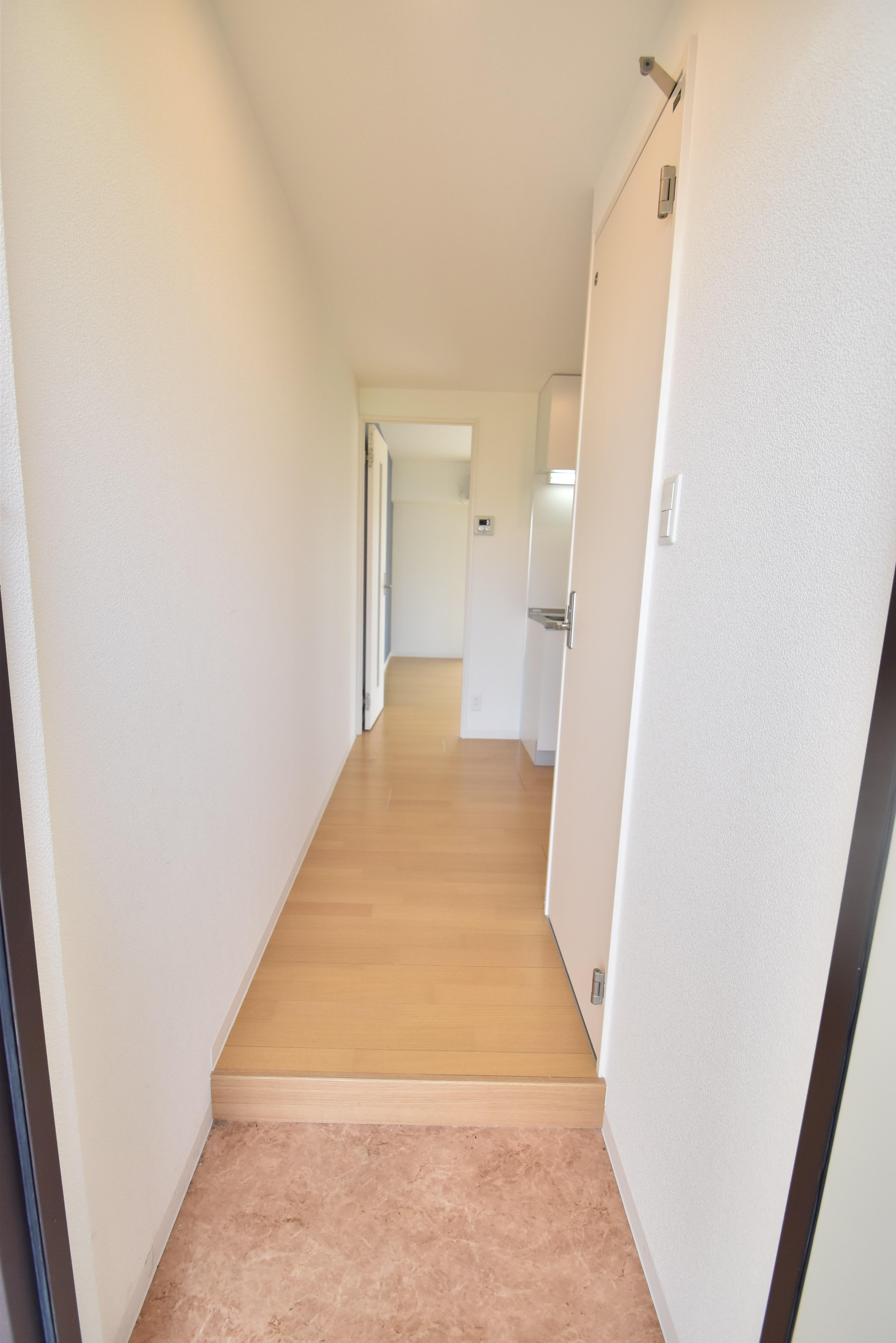 大阪市城東区野江１丁目の賃貸マンションの玄関