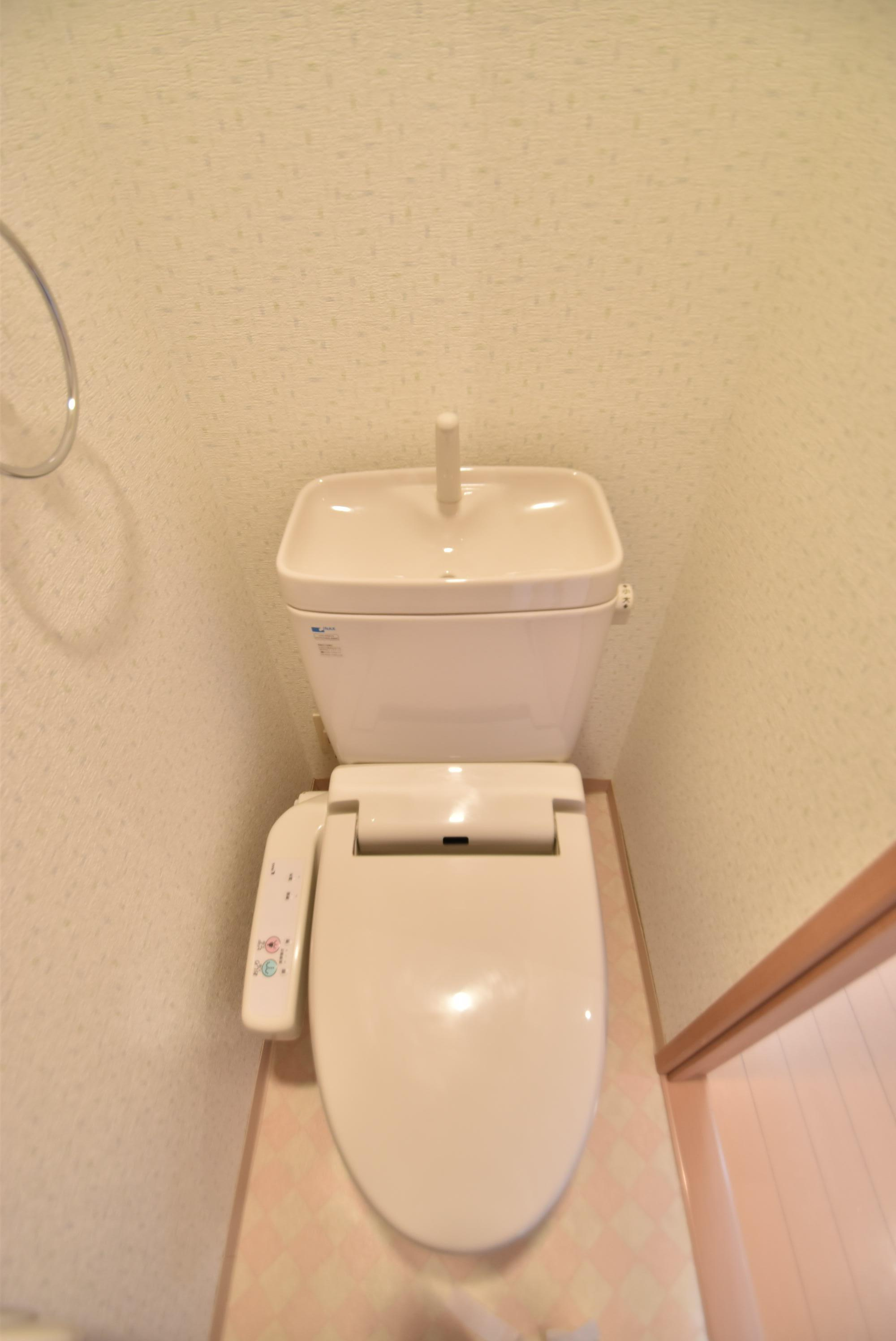 大阪市城東区今福西４丁目の賃貸マンションのトイレ